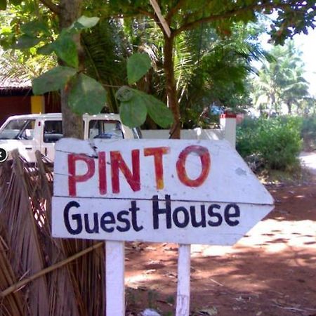 Pinto Guest House カンドリム エクステリア 写真